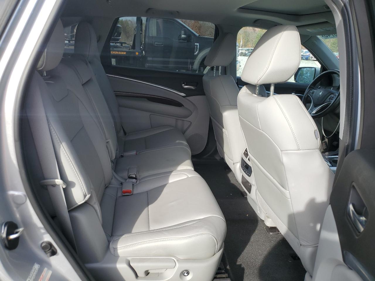 2015 ACURA MDX