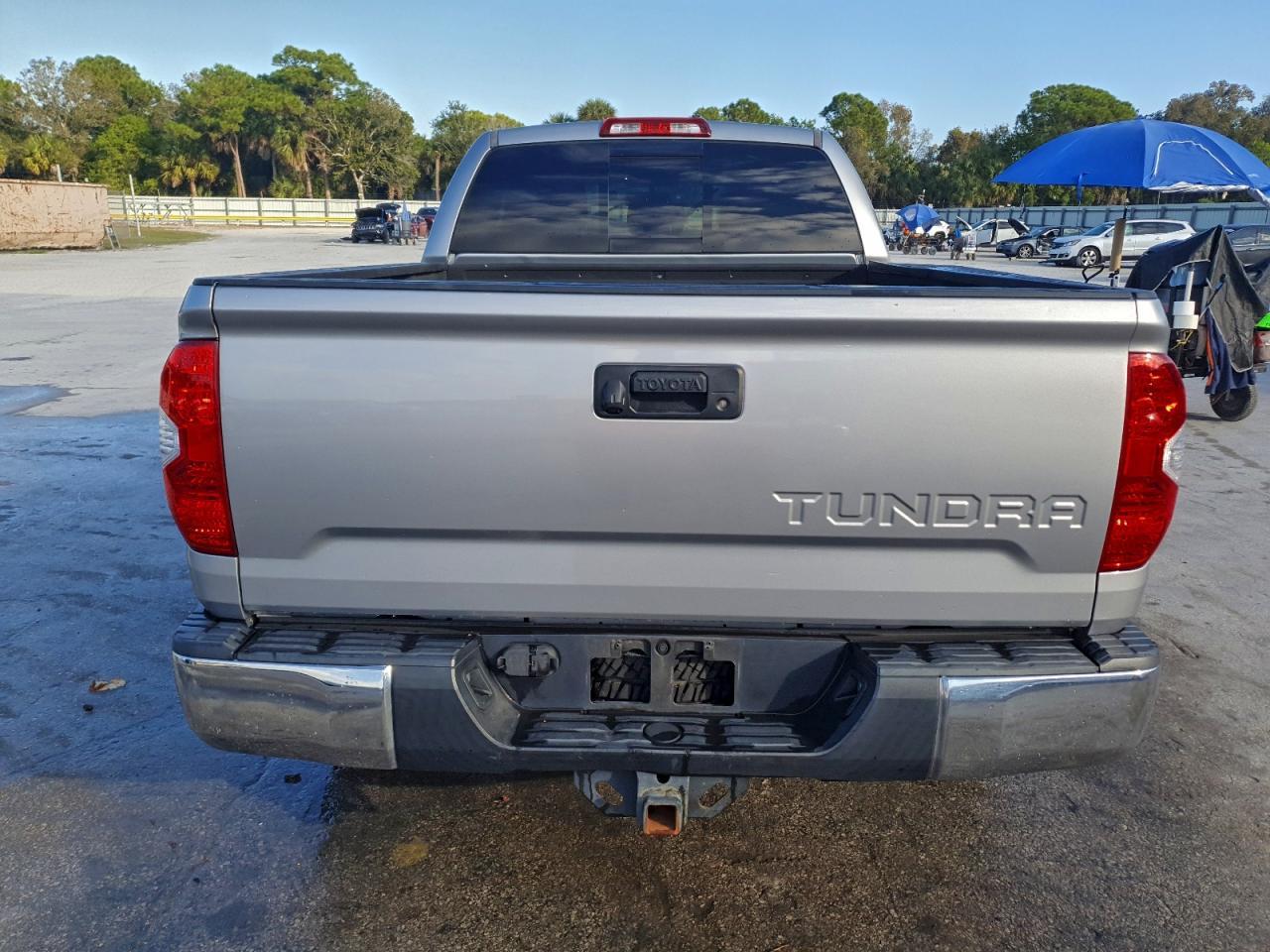 2016 TOYOTA TUNDRA