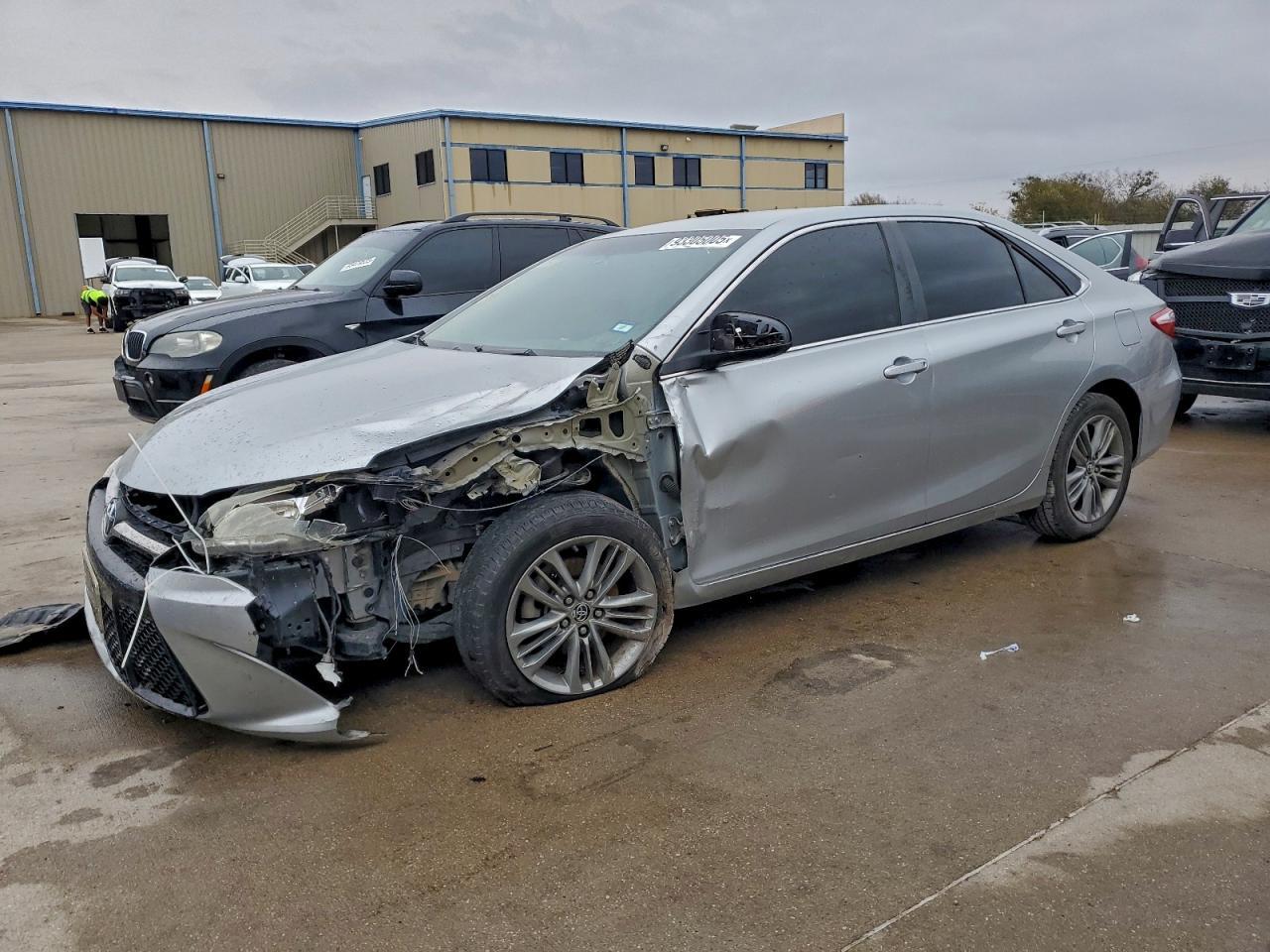 2015 TOYOTA CAMRY