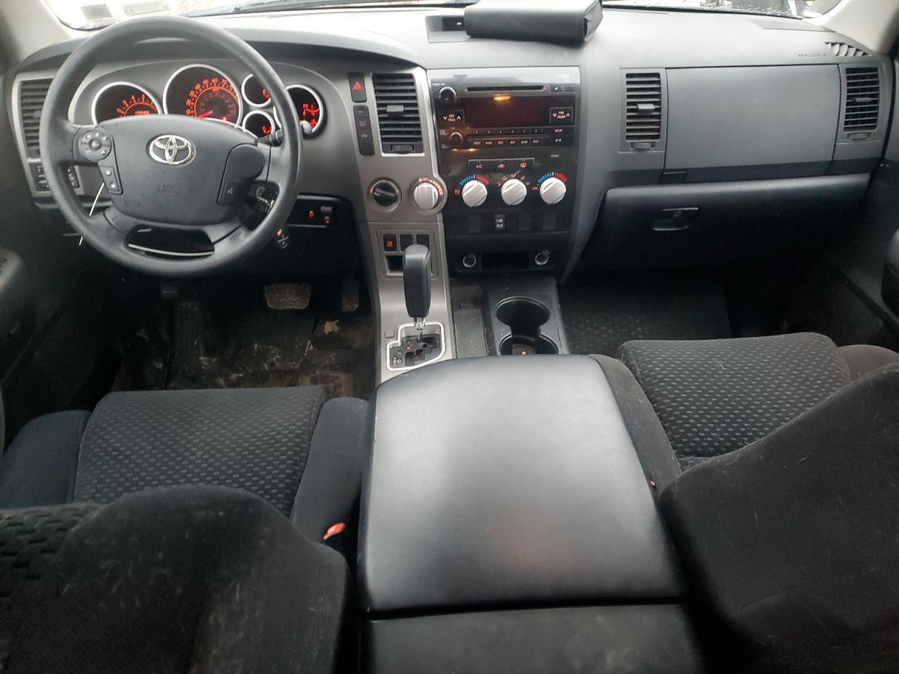 2011 TOYOTA TUNDRA