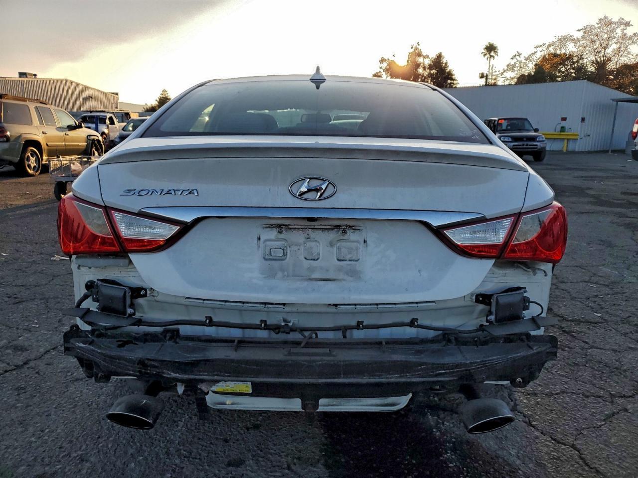 2014 HYUNDAI SONATA