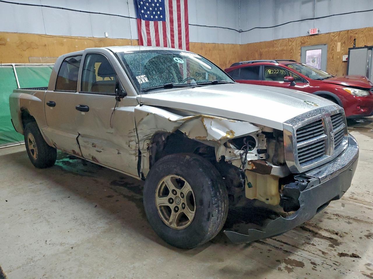 2005 DODGE Dakota