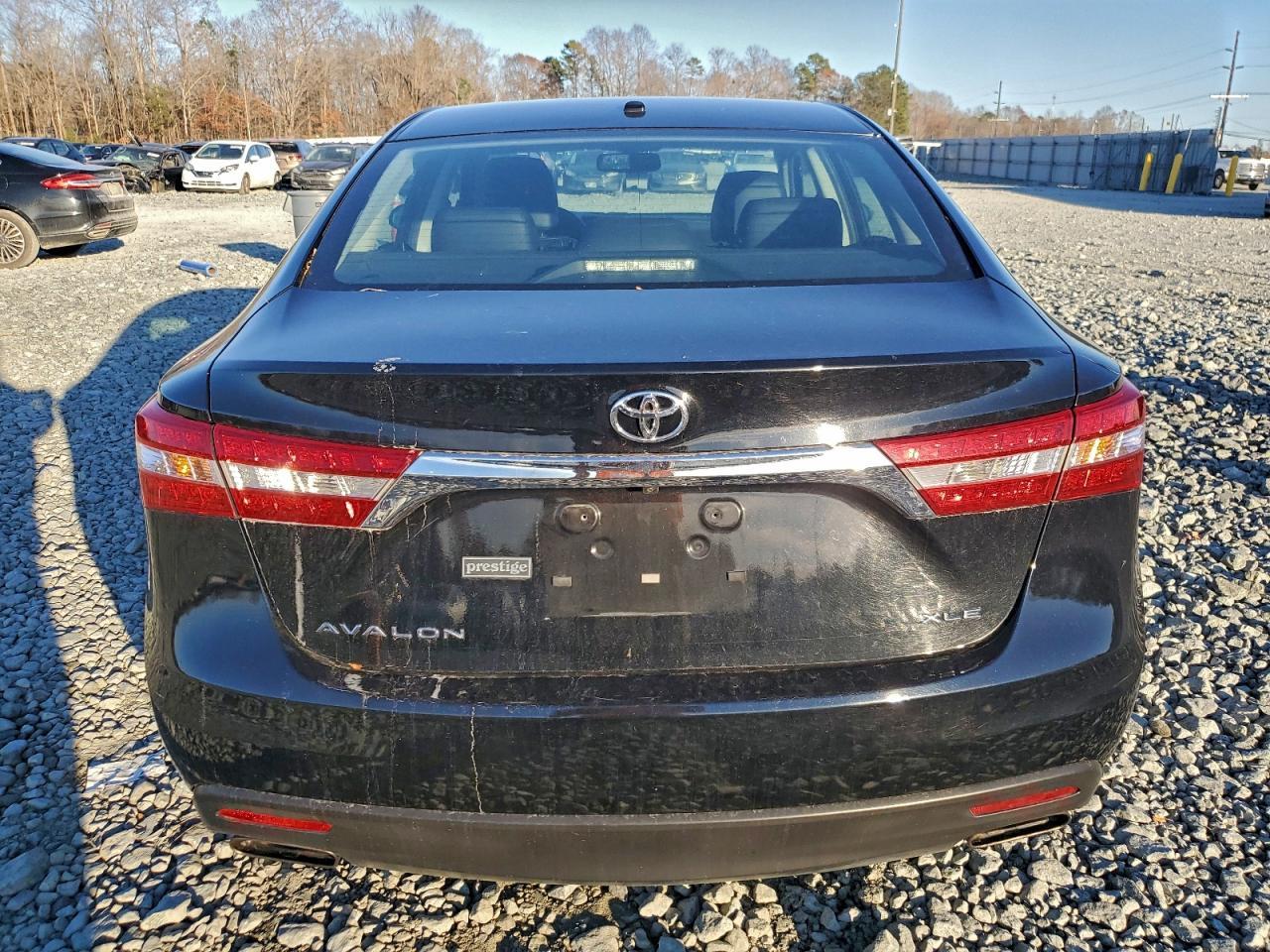 2013 TOYOTA Avalon