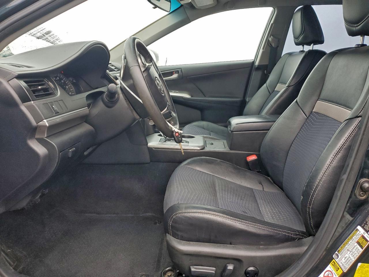 2014 TOYOTA CAMRY