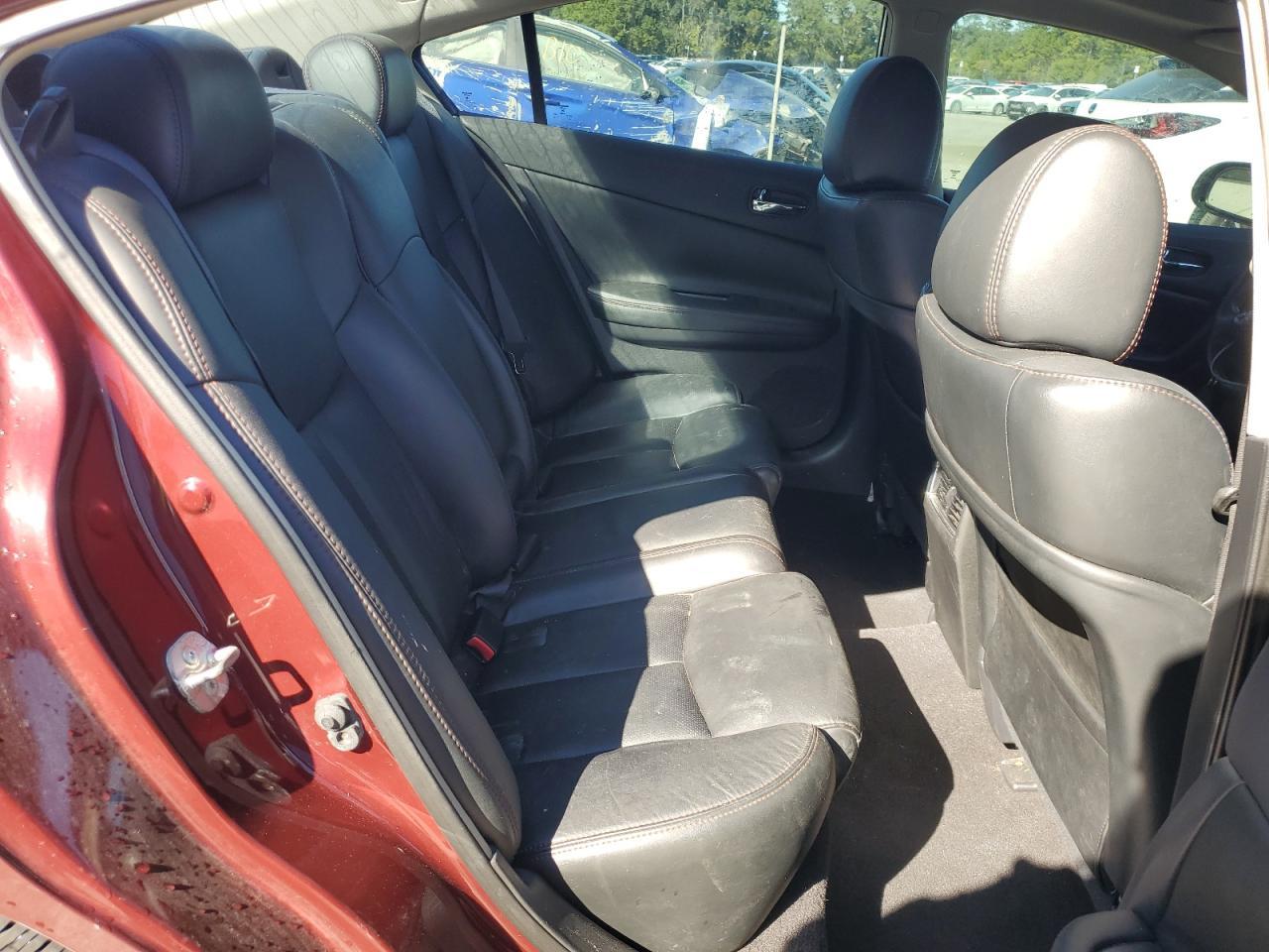 2013 NISSAN Maxima