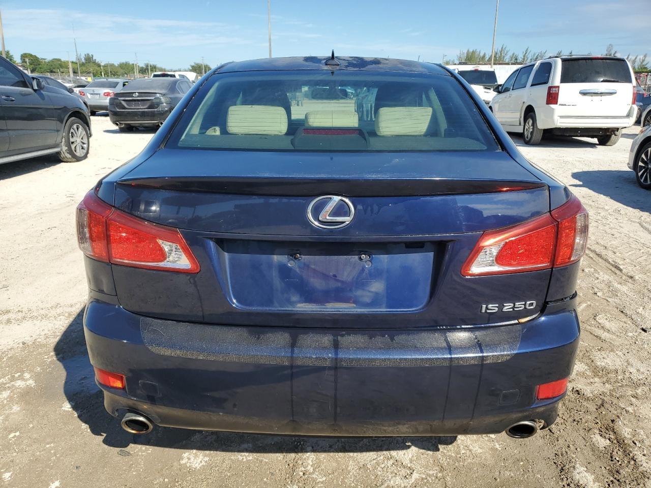 2011 LEXUS IS 250