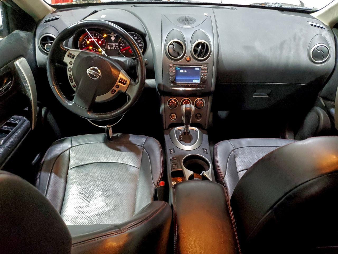 2012 DODGE Avenger