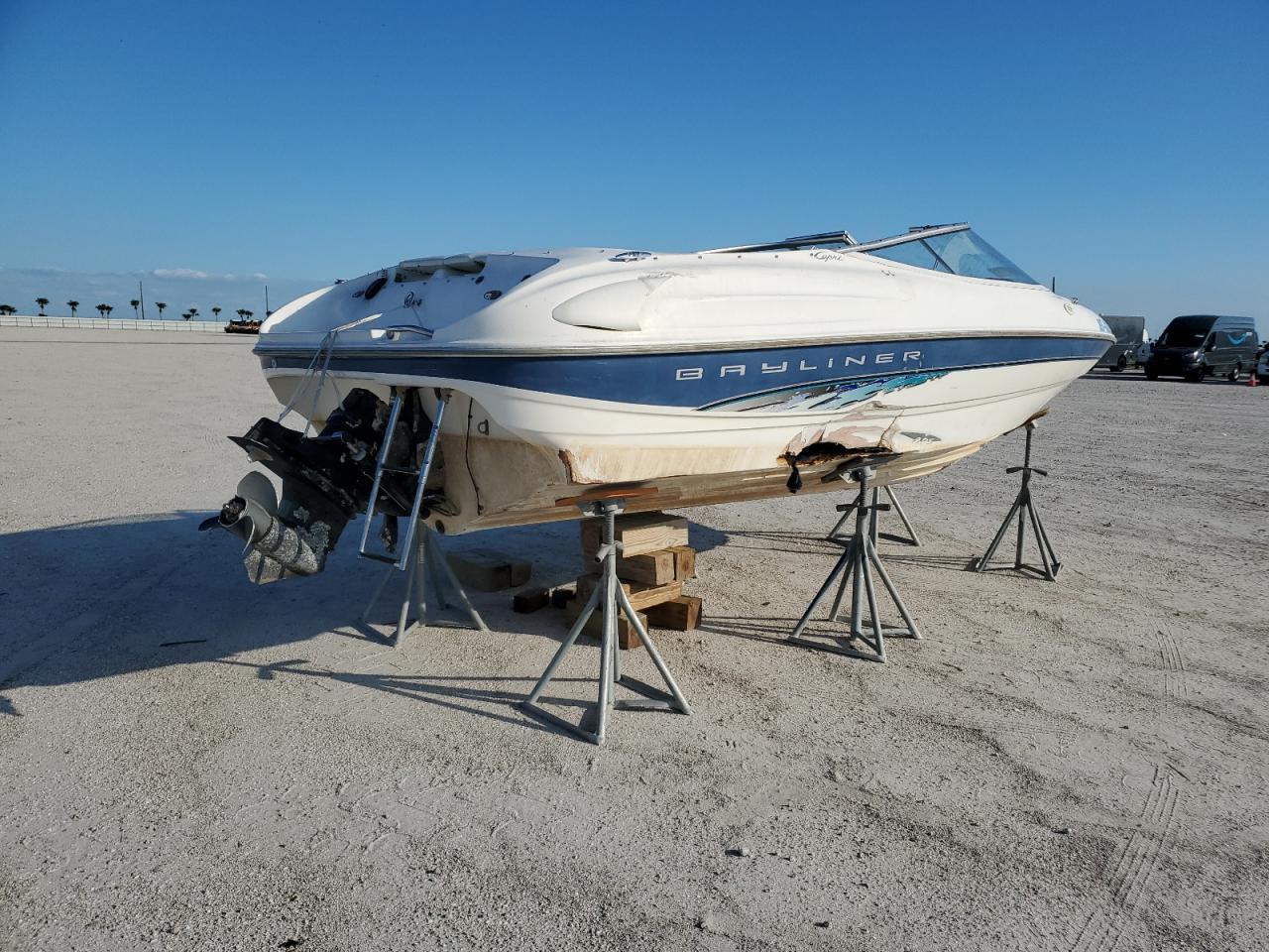 1998 BAYLINER Capri