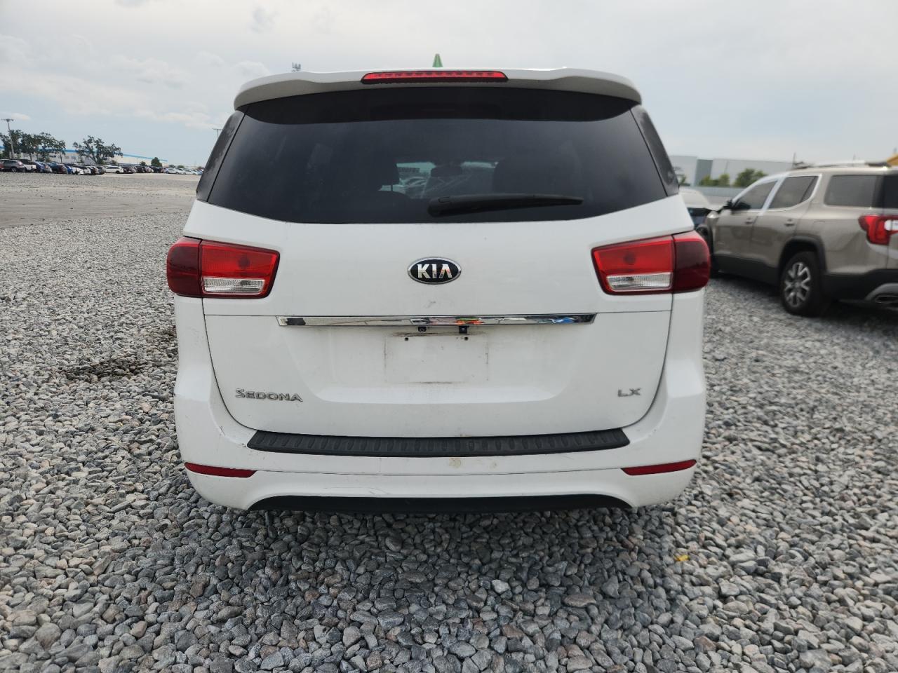 2016 KIA SEDONA