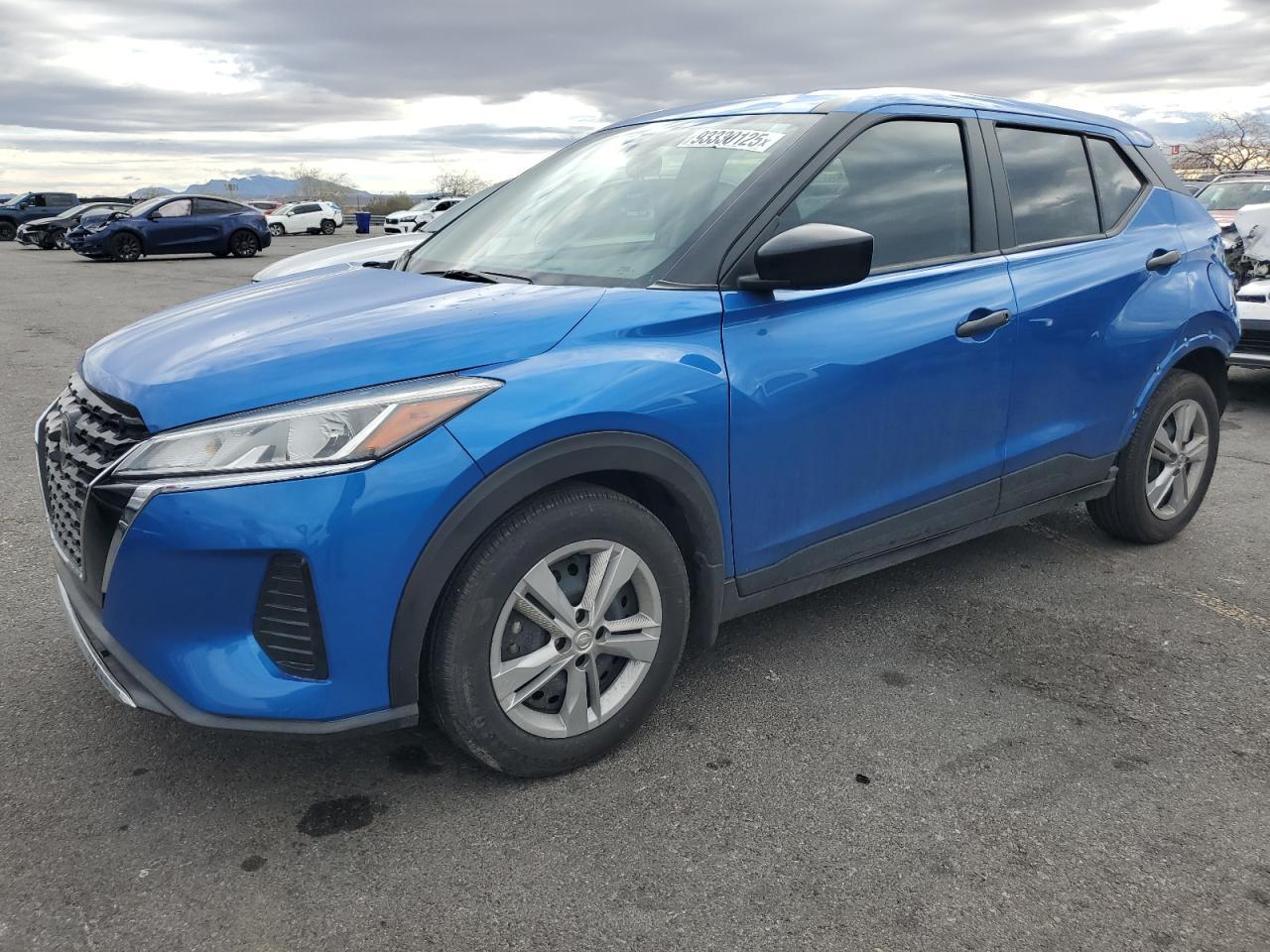 2024 NISSAN KICKS