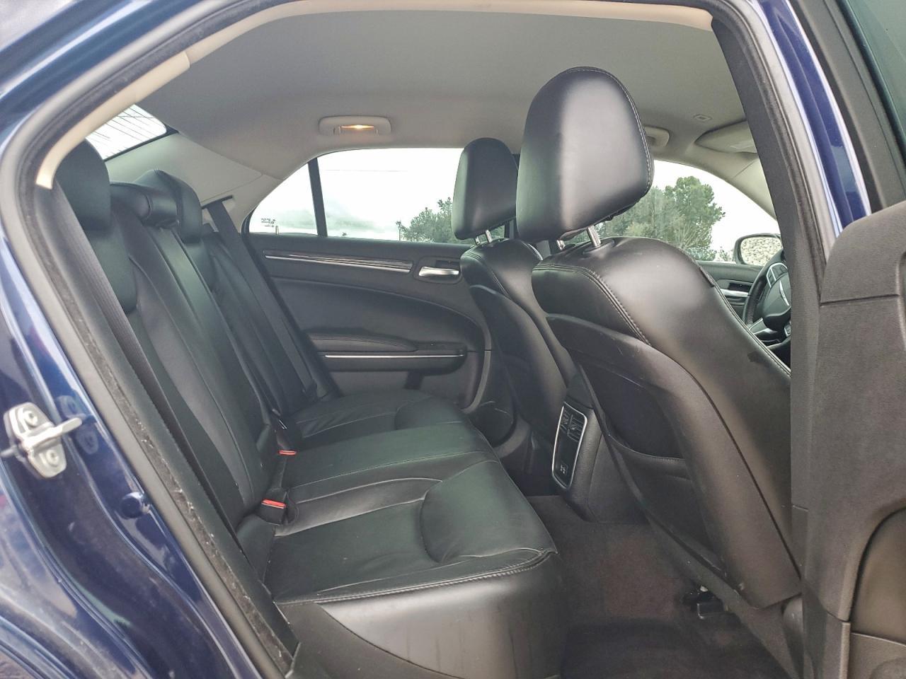2017 CHRYSLER 300