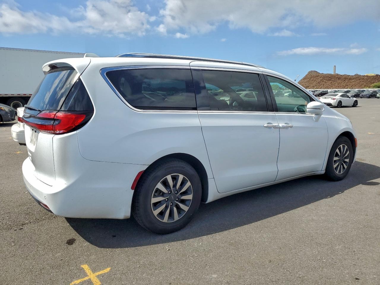 2021 CHRYSLER Pacifica