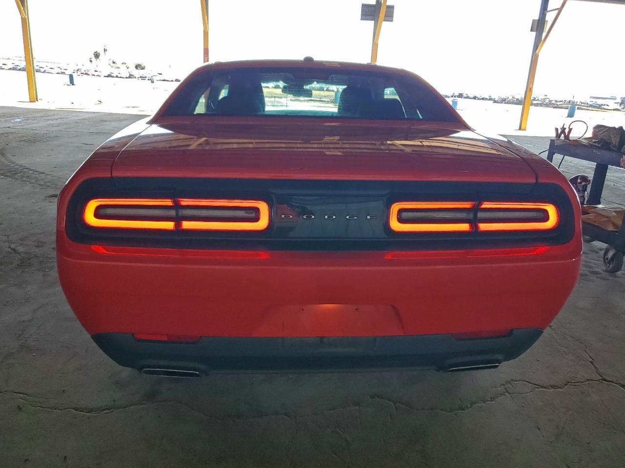 2017 DODGE Challenger