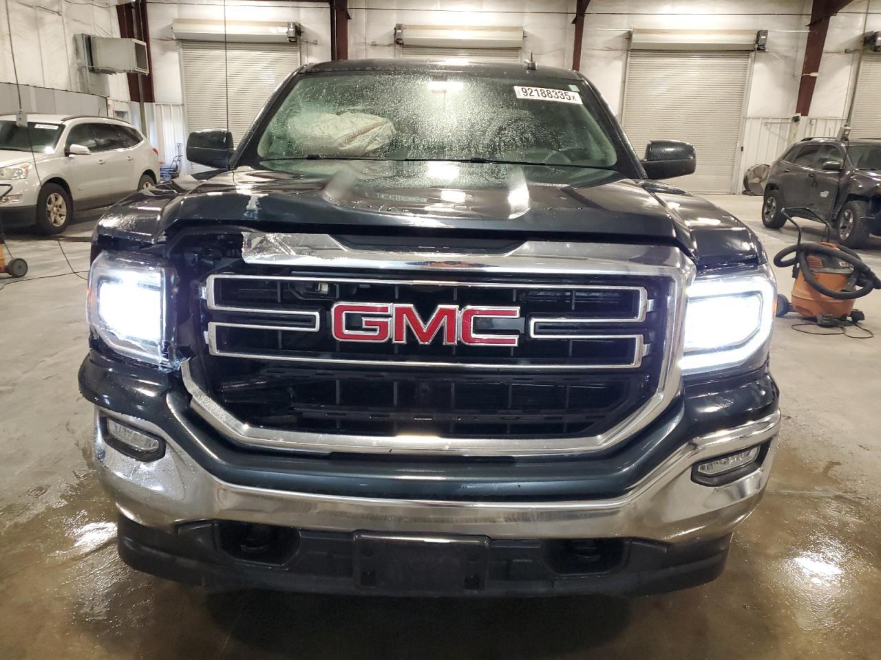 2017 GMC Sierra