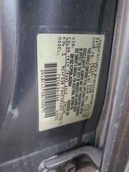 2011 NISSAN VERSA