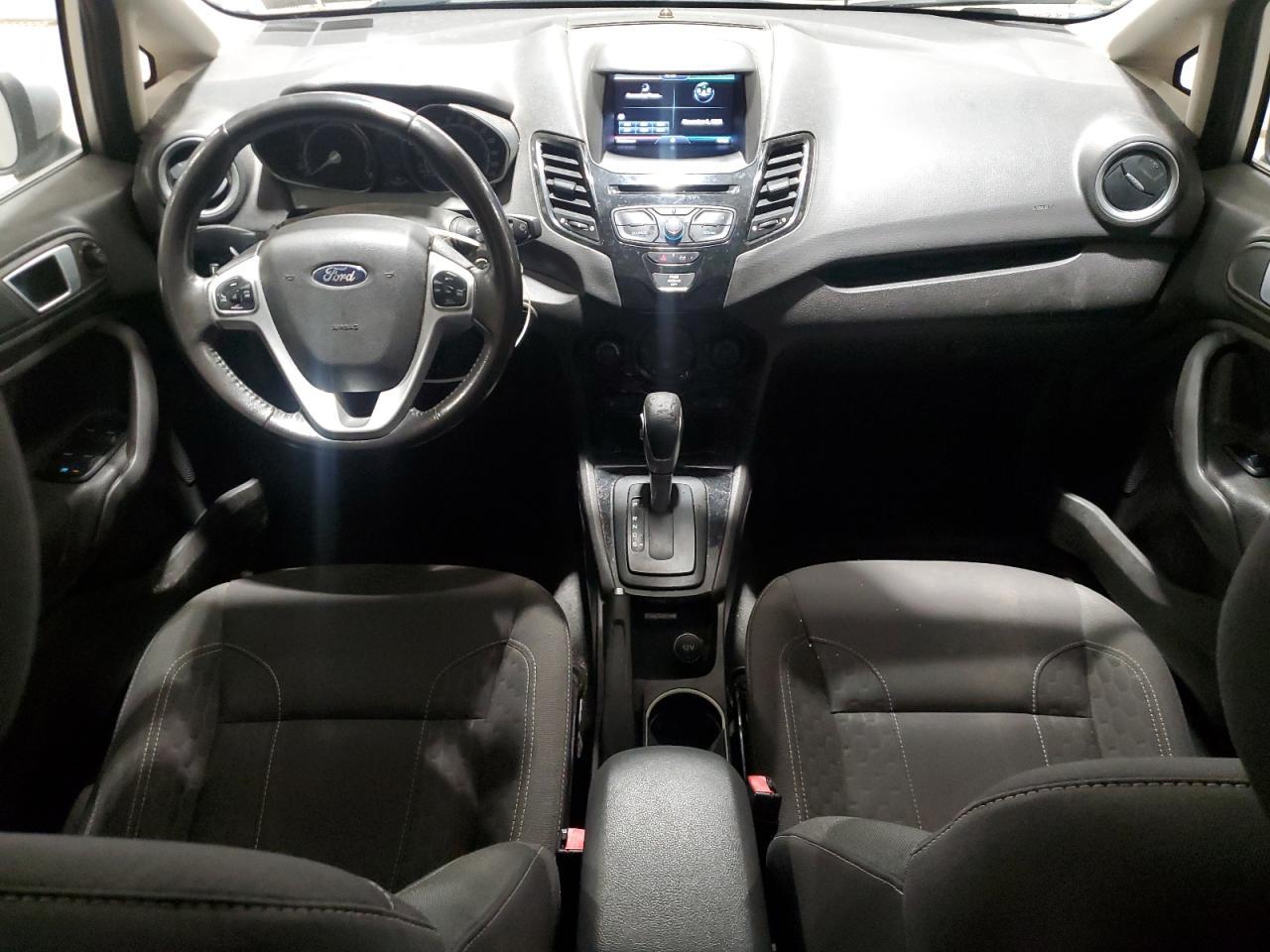 2014 FORD Fiesta