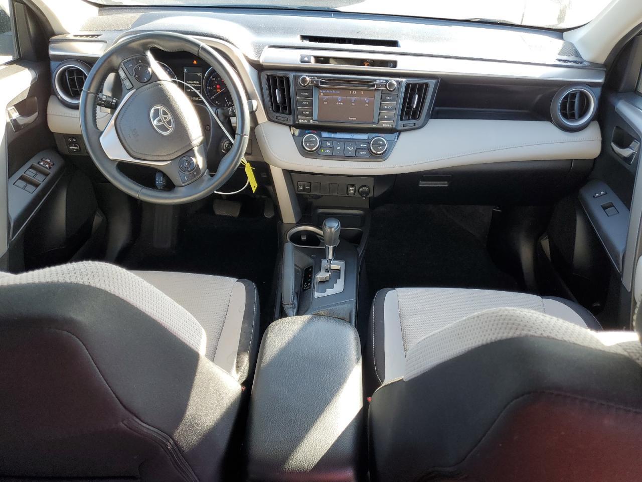 2016 TOYOTA RAV4
