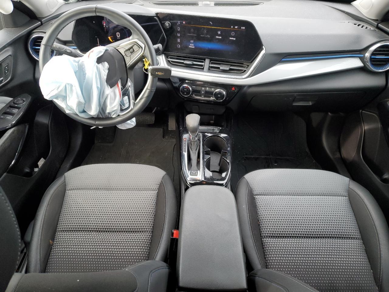 2025 CHEVROLET TRAX