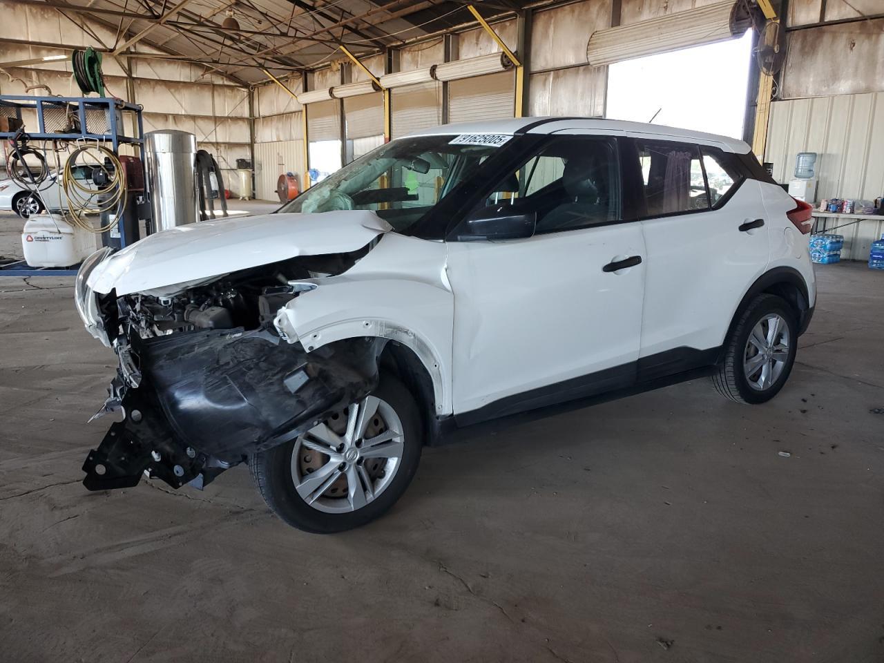 2020 NISSAN KICKS