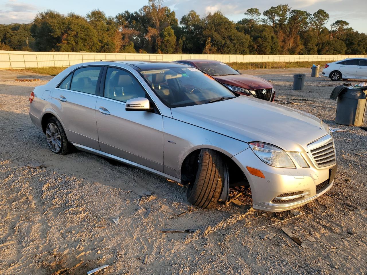 2012 MERCEDES-BENZ E-Class