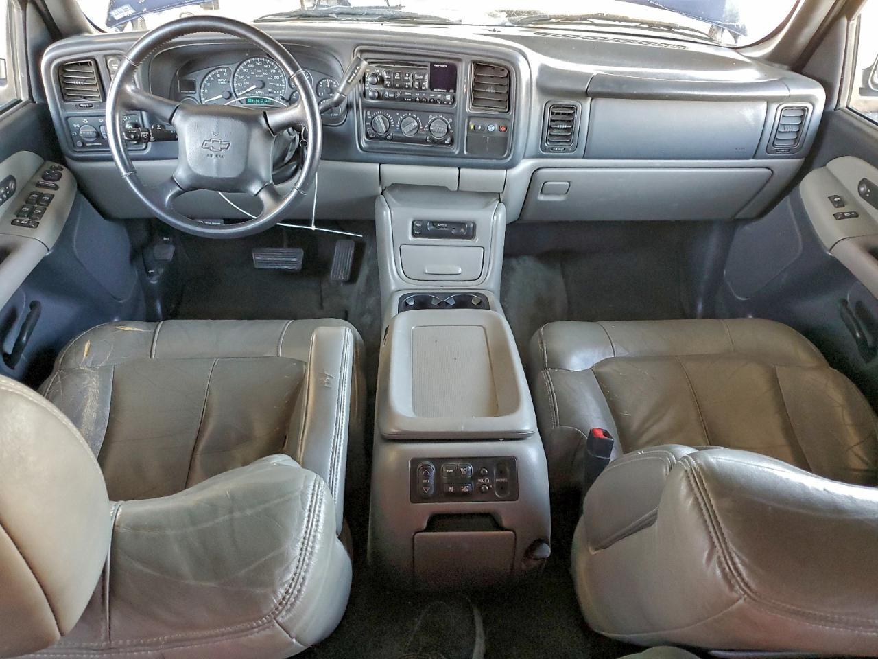 2002 CHEVROLET Tahoe