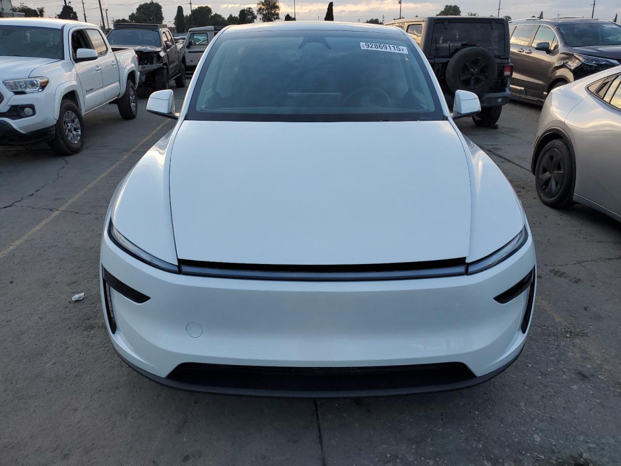 2026 TESLA MODEL Y
