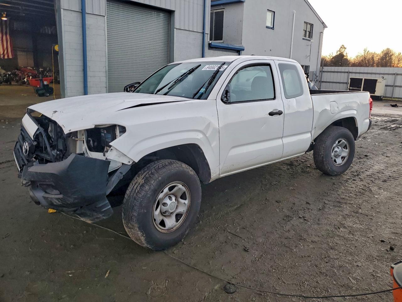 2016 TOYOTA TACOMA