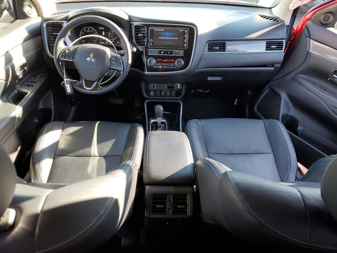 2019 MITSUBISHI outlander