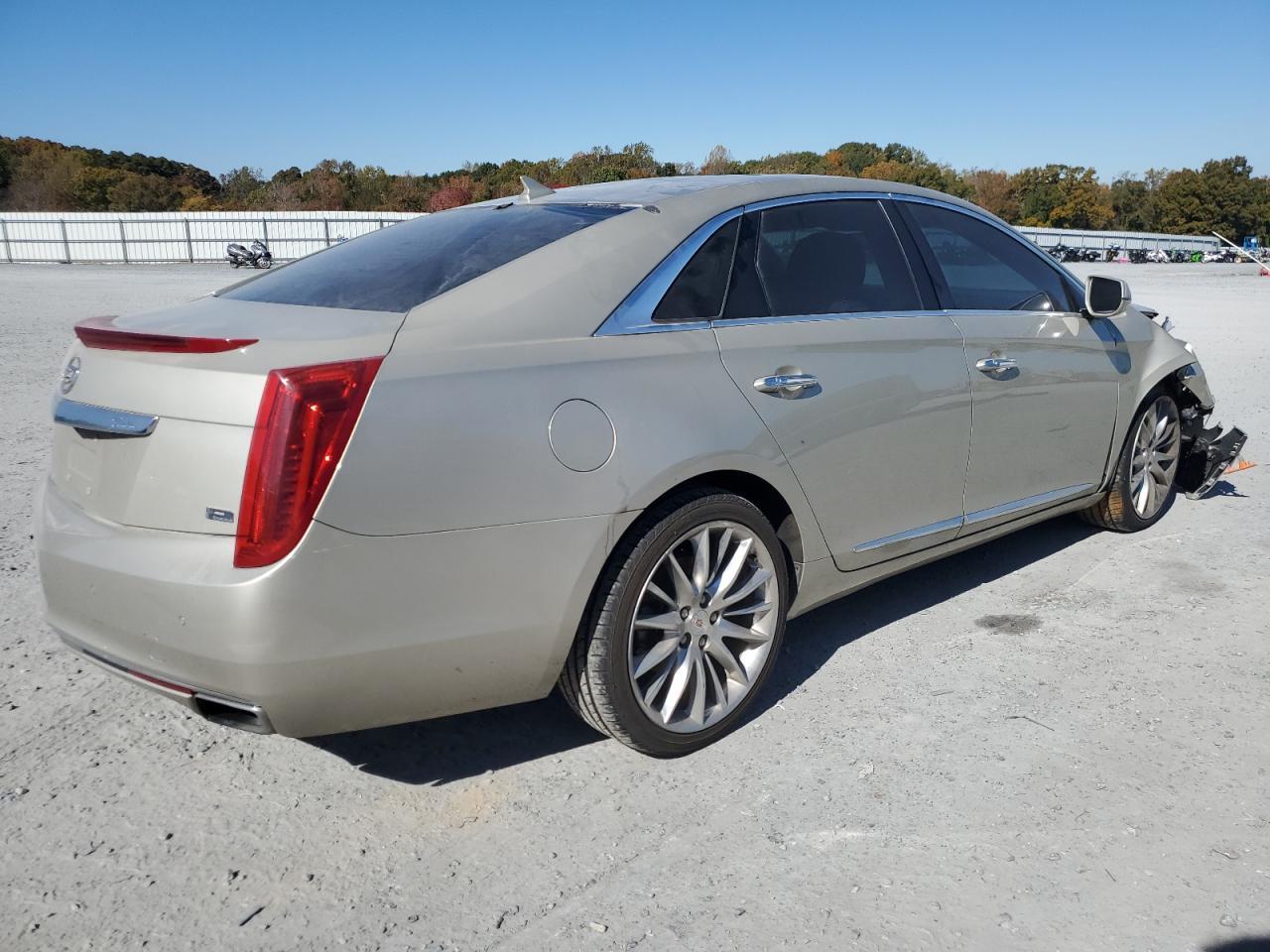 2013 CADILLAC XTS