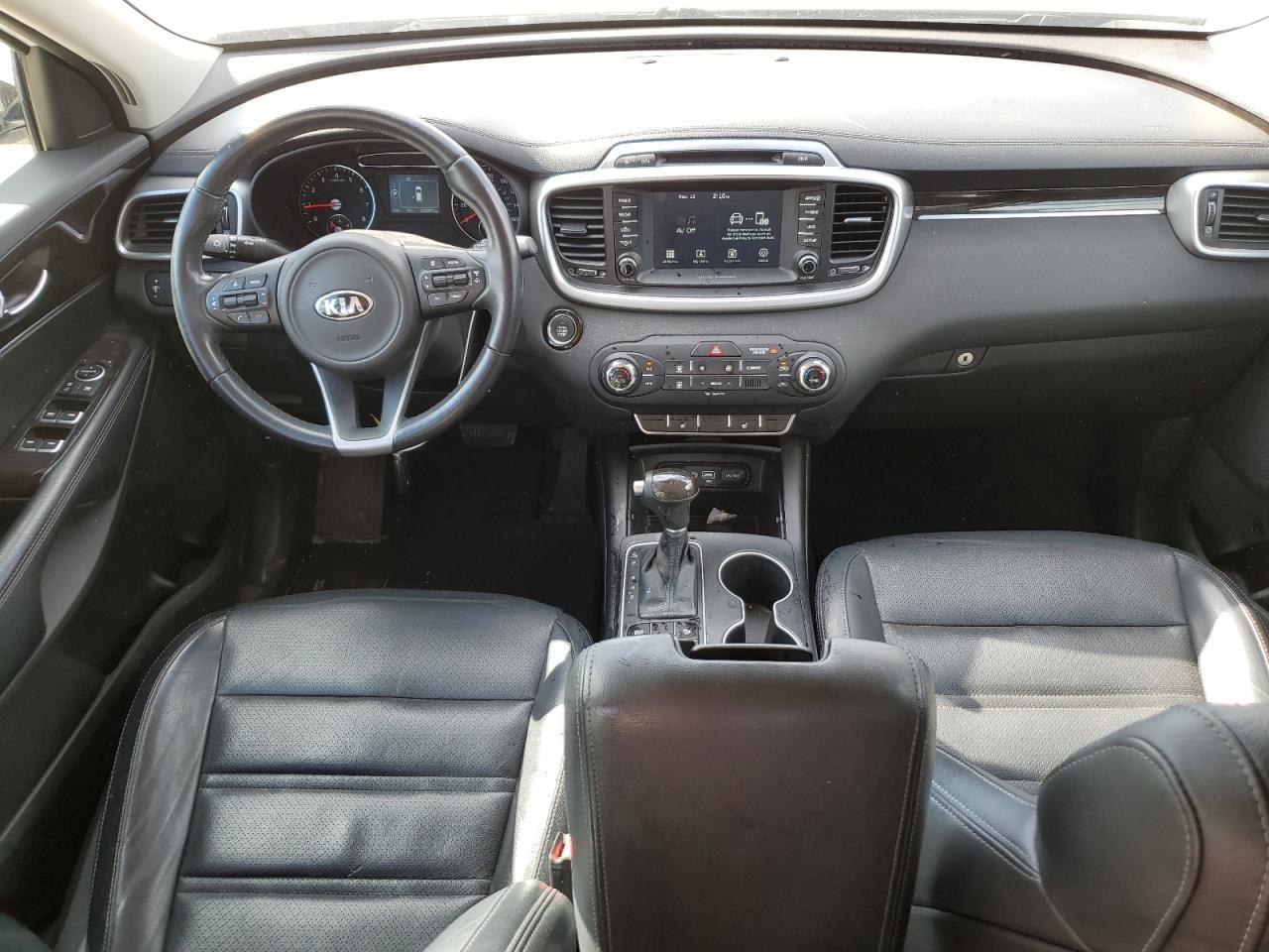 2017 KIA SORENTO