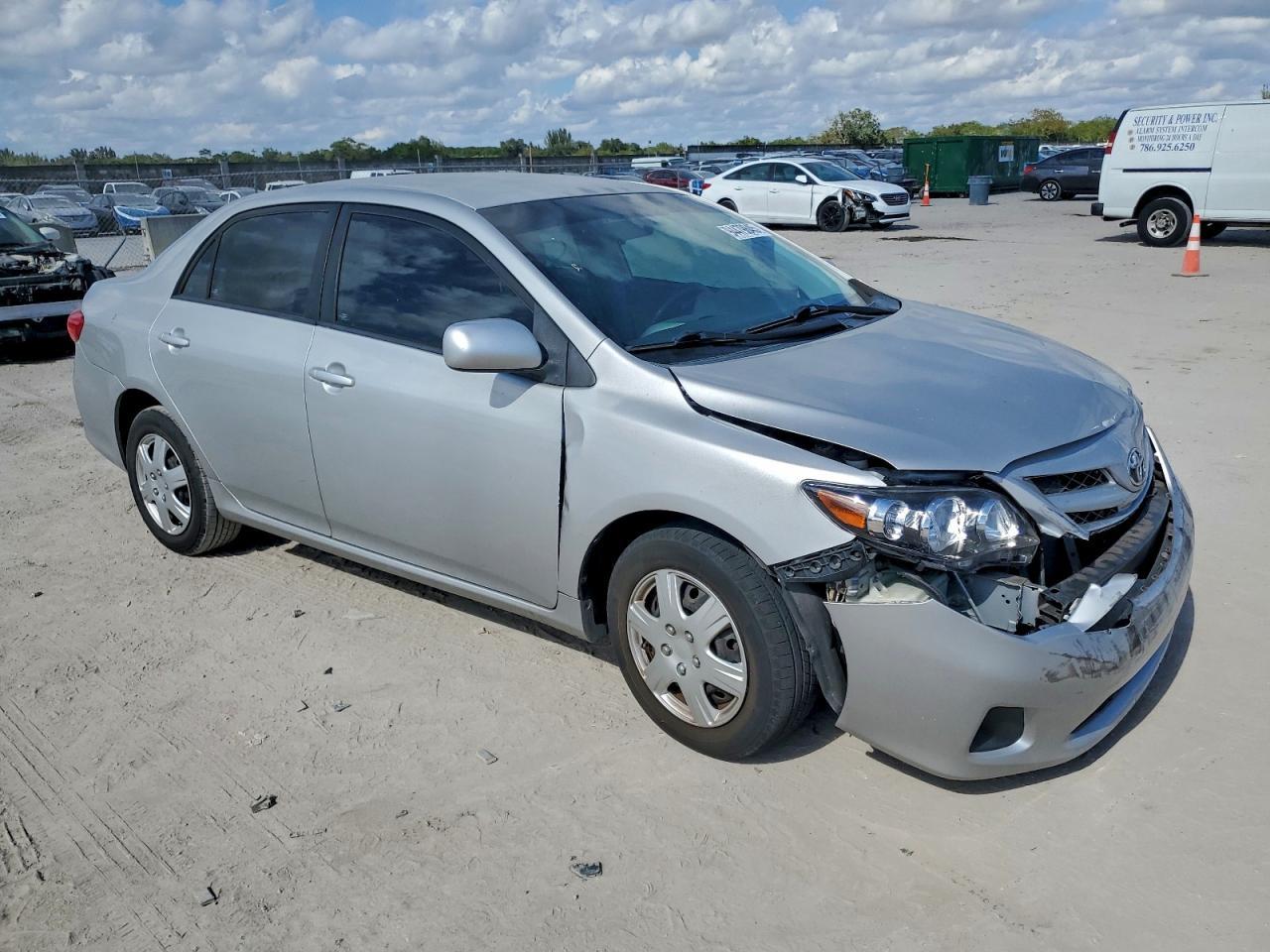 2011 TOYOTA COROLLA