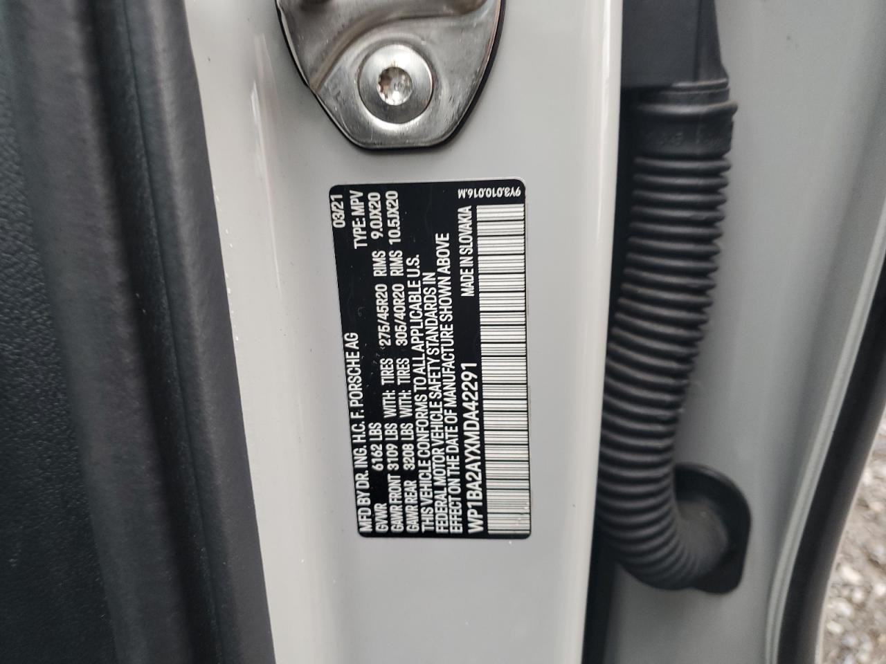 2021 PORSCHE CAYENNE