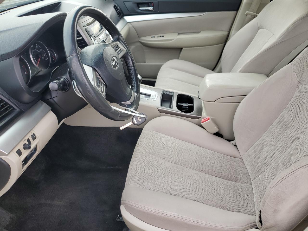2013 SUBARU Legacy