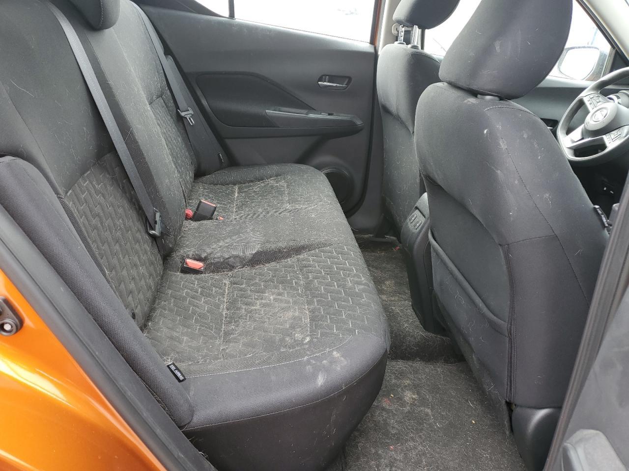 2023 NISSAN KICKS