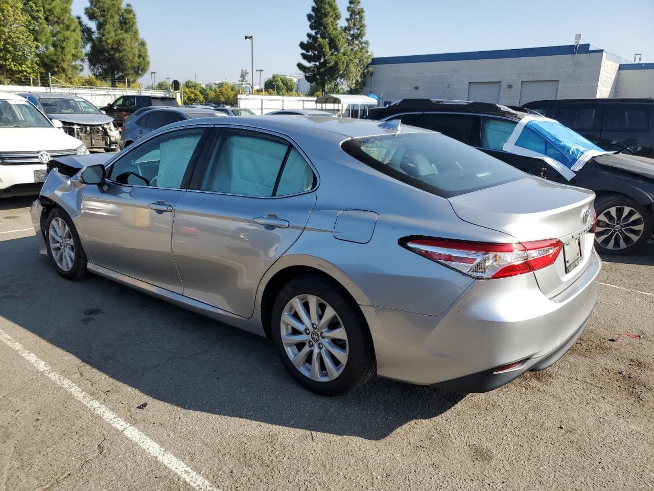 2019 TOYOTA CAMRY