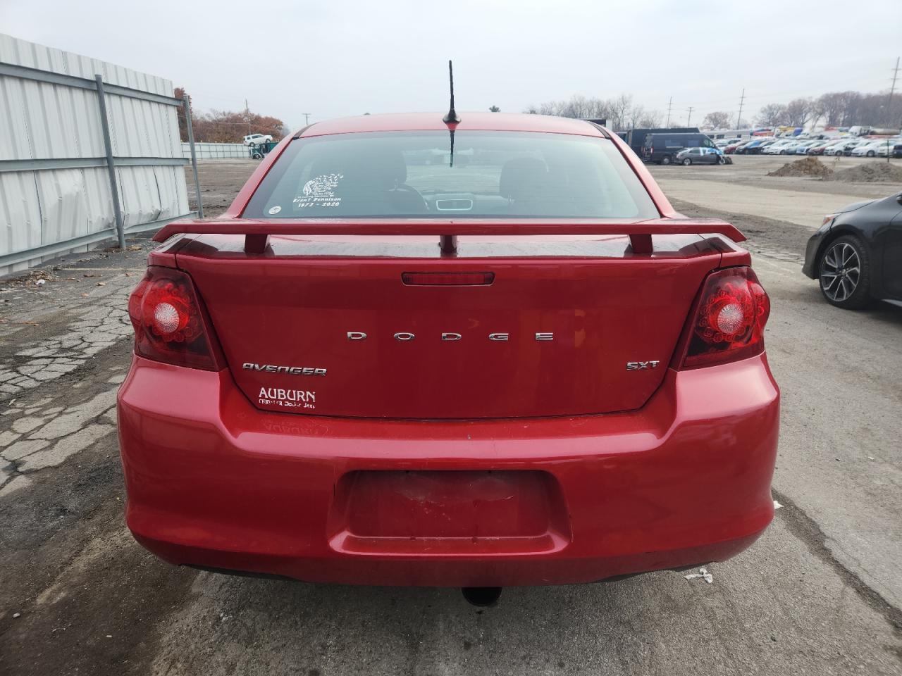 2012 DODGE Avenger
