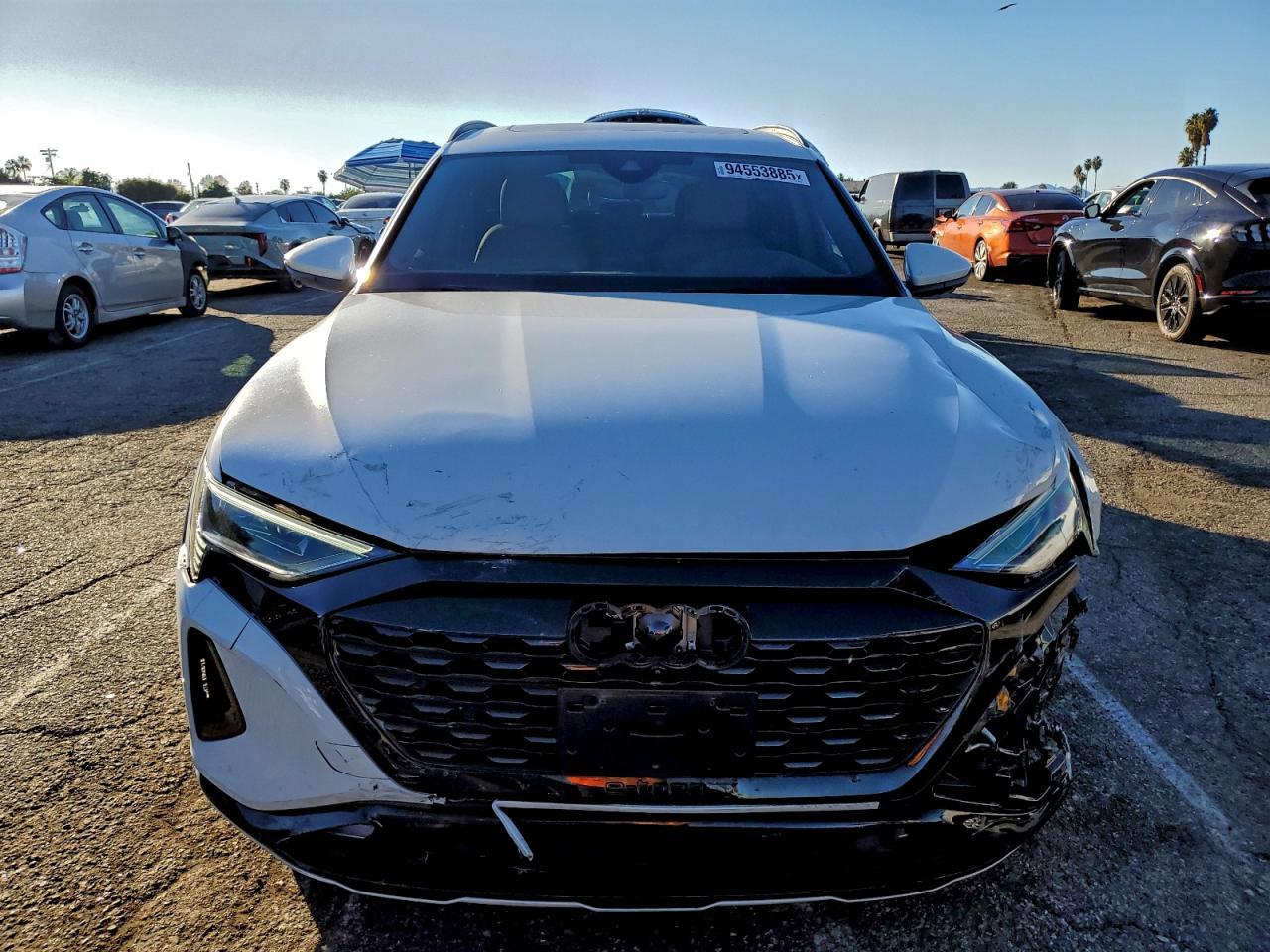 2024 AUDI Q8