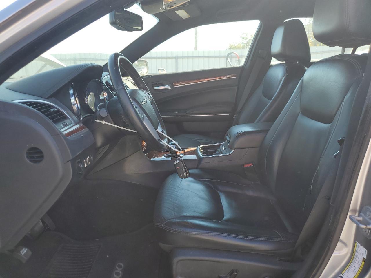 2013 CHRYSLER 300