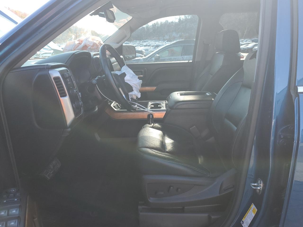 2018 CHEVROLET Silverado