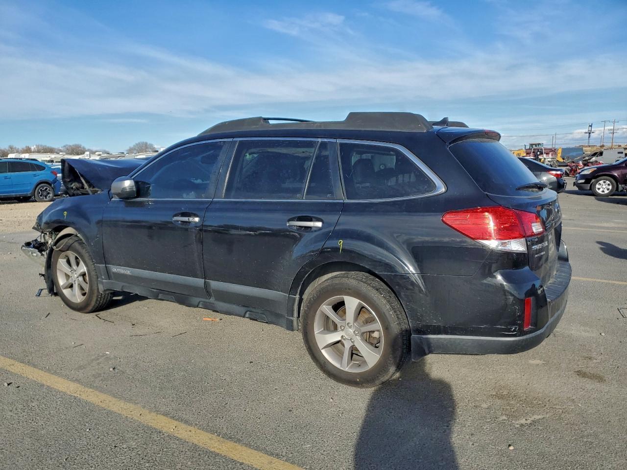 2013 SUBARU Outback