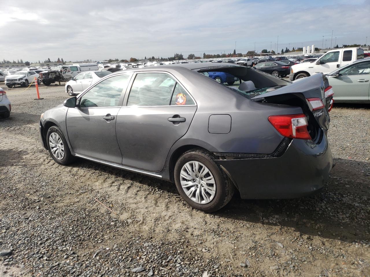 2013 TOYOTA CAMRY