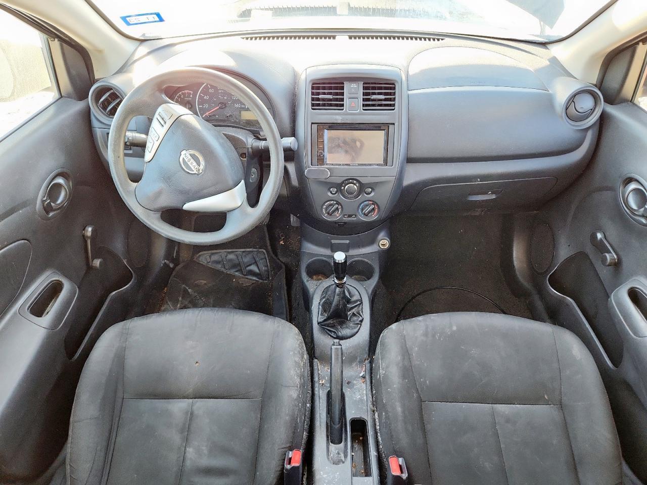 2017 NISSAN VERSA