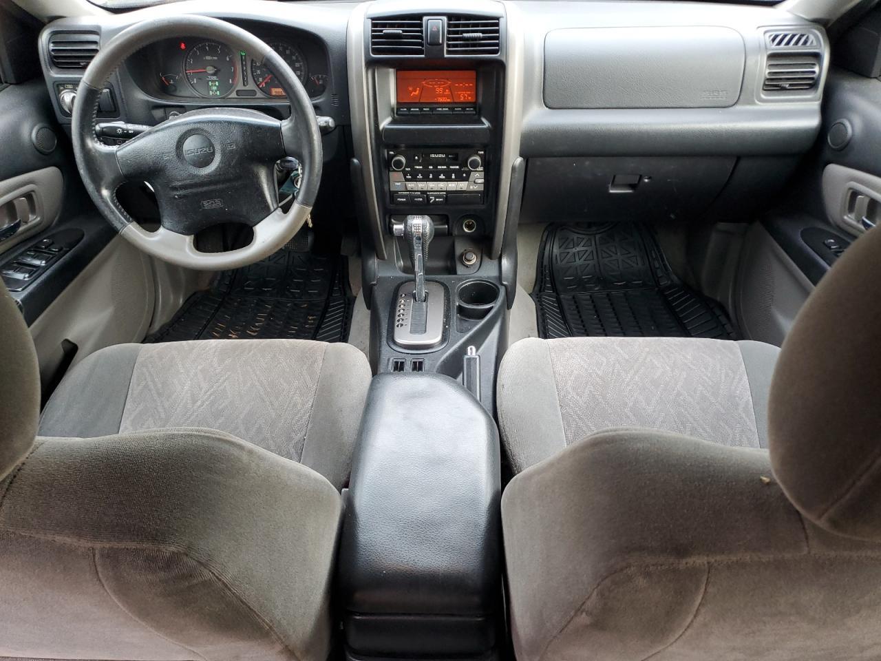 2003 ISUZU Axiom