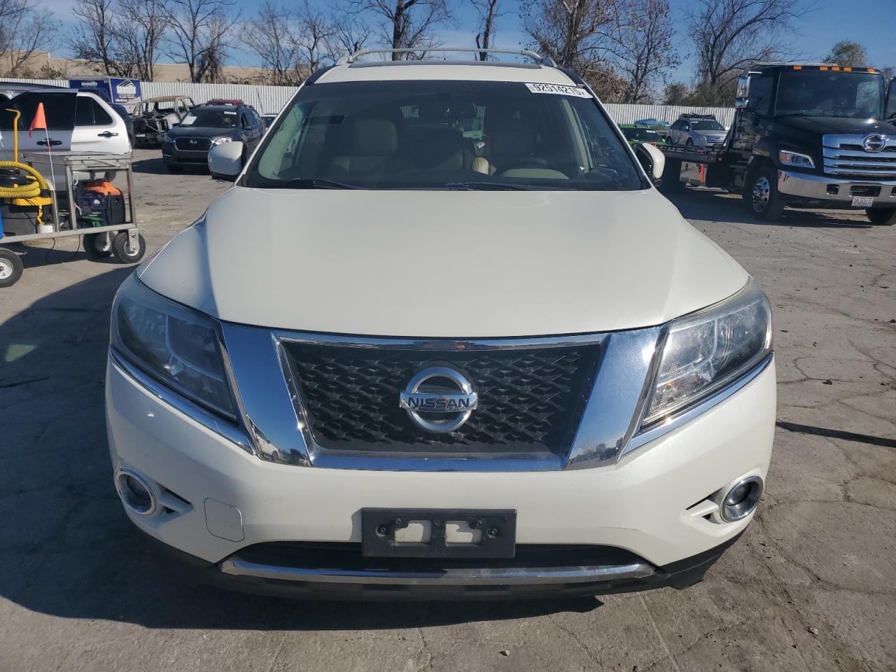 2016 NISSAN PATHFINDER