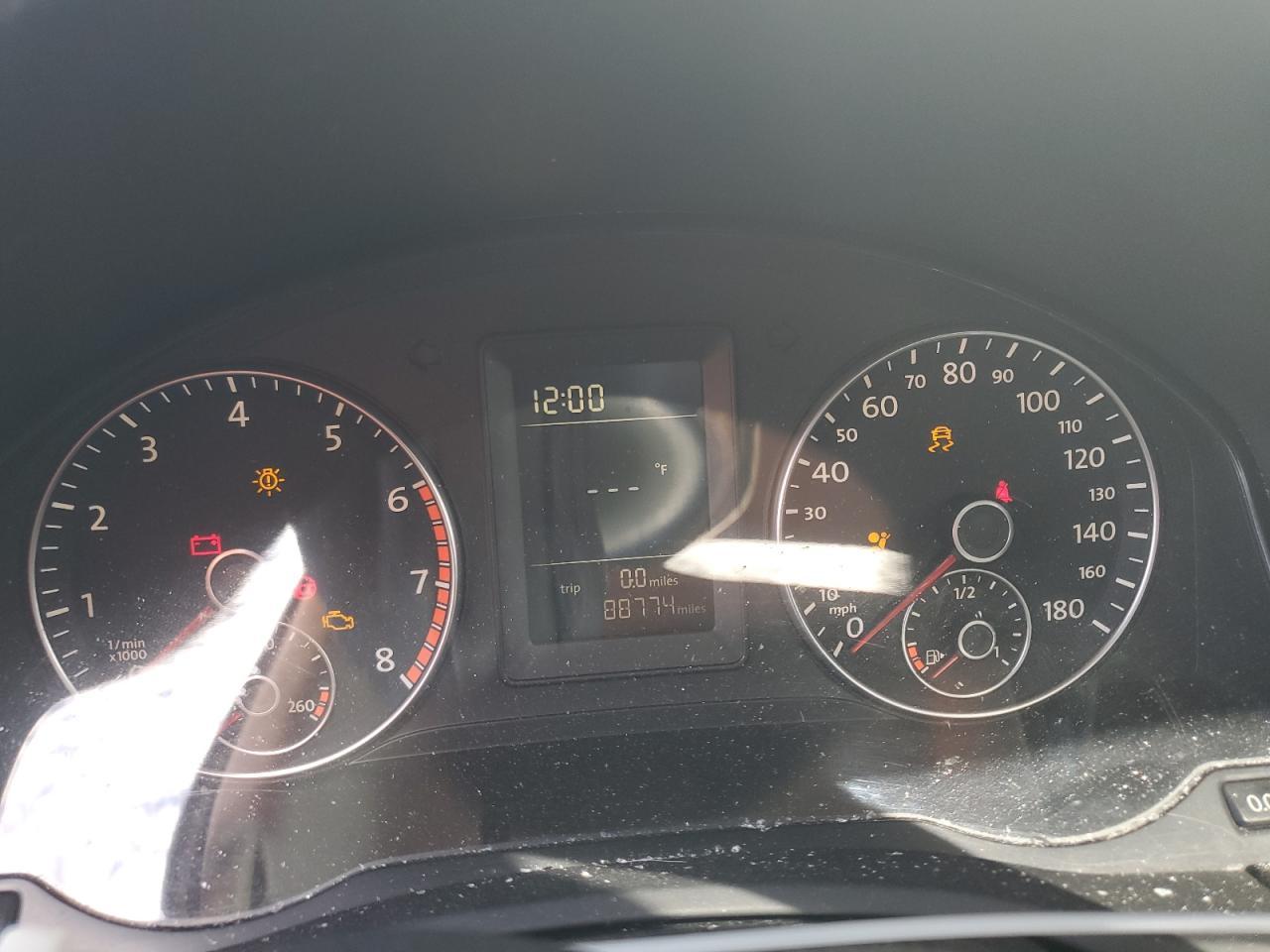 2010 VOLKSWAGEN JETTA