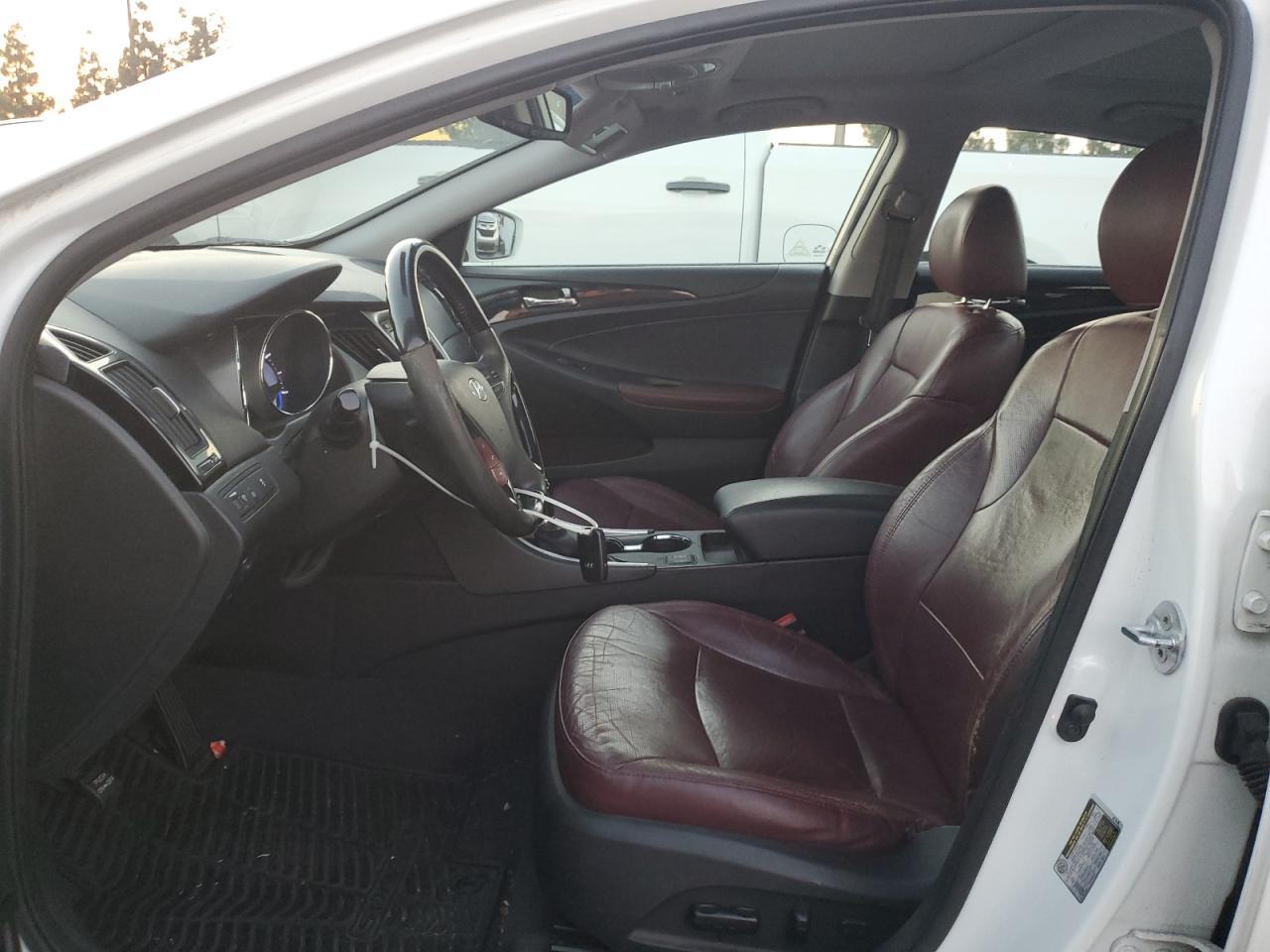 2013 HYUNDAI SONATA