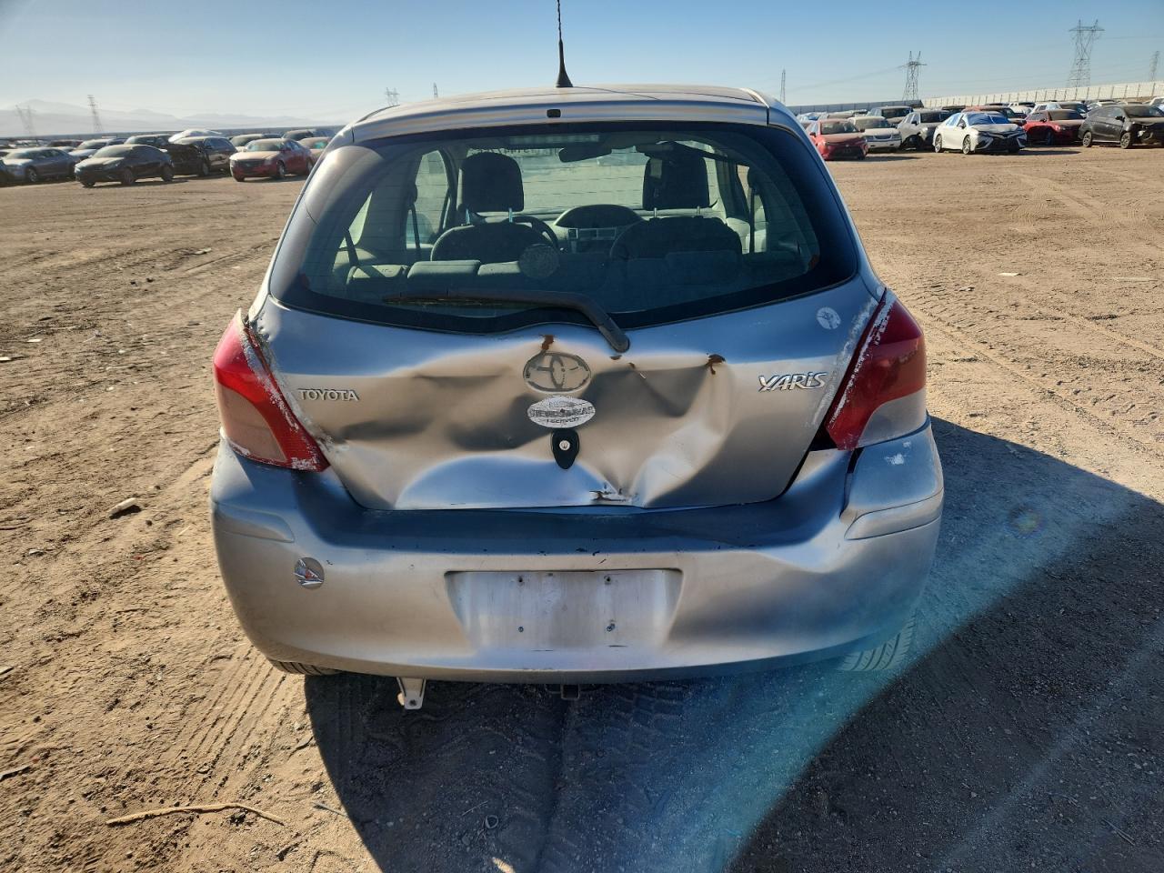 2011 TOYOTA YARIS
