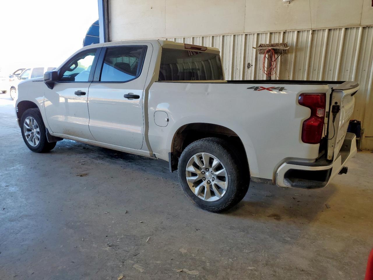 2023 CHEVROLET Silverado
