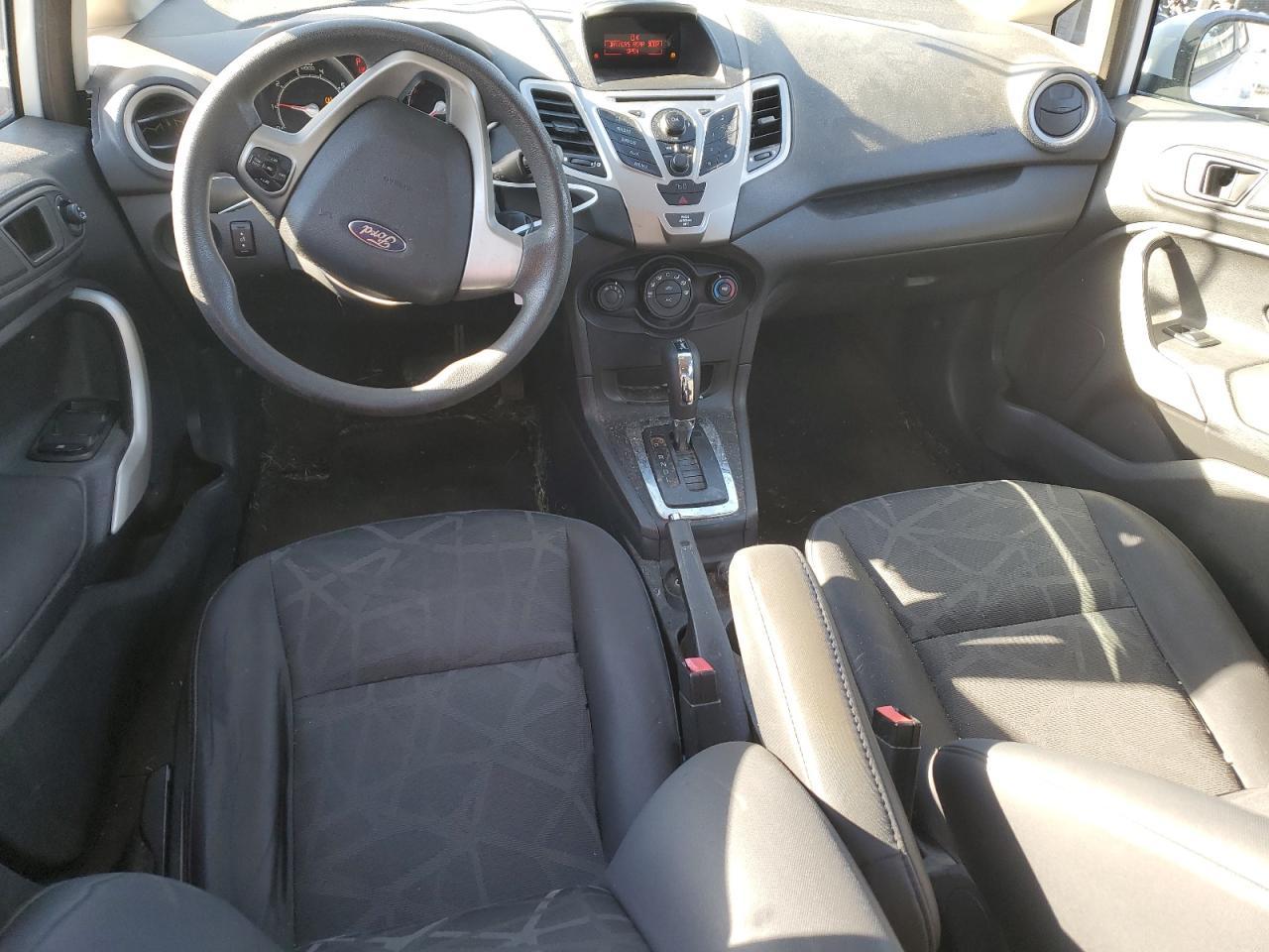 2012 FORD Fiesta