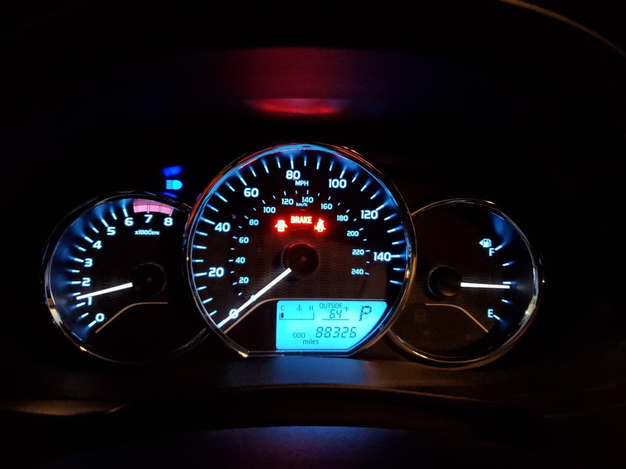 2015 TOYOTA COROLLA